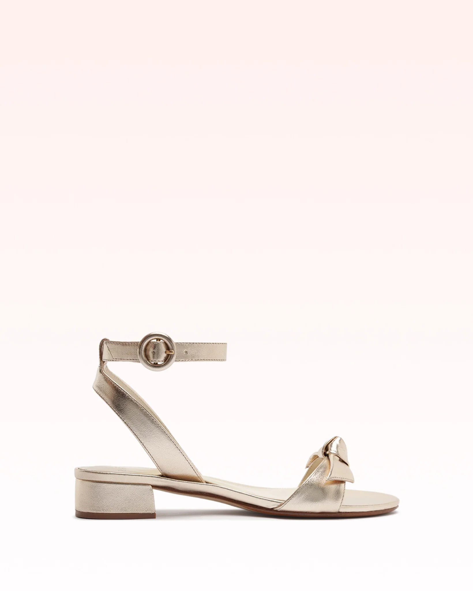Clarita 30 Golden