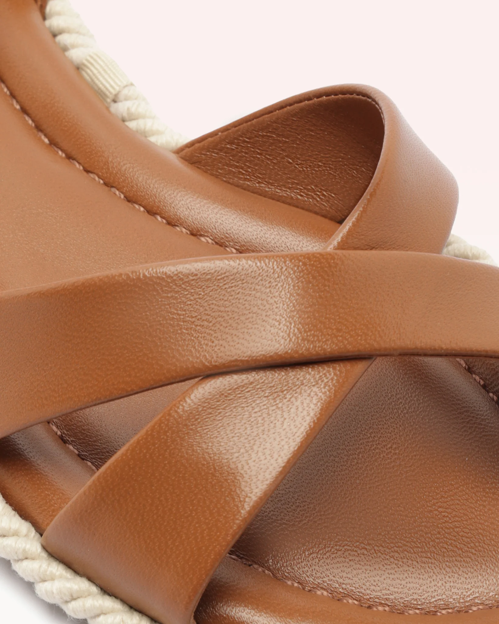 Elle Flat Espresso - Image 6