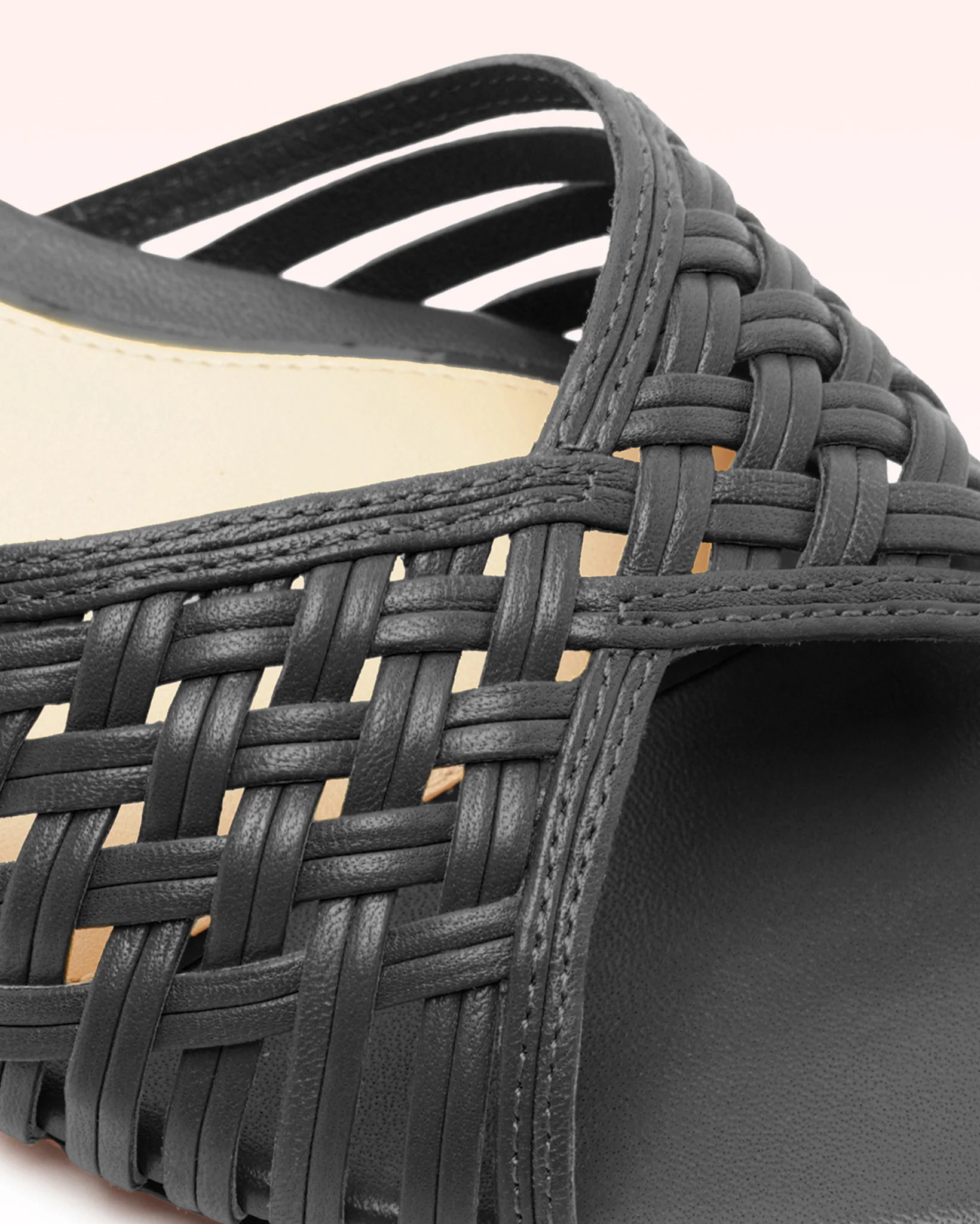 Lilian Flat Black - Image 5