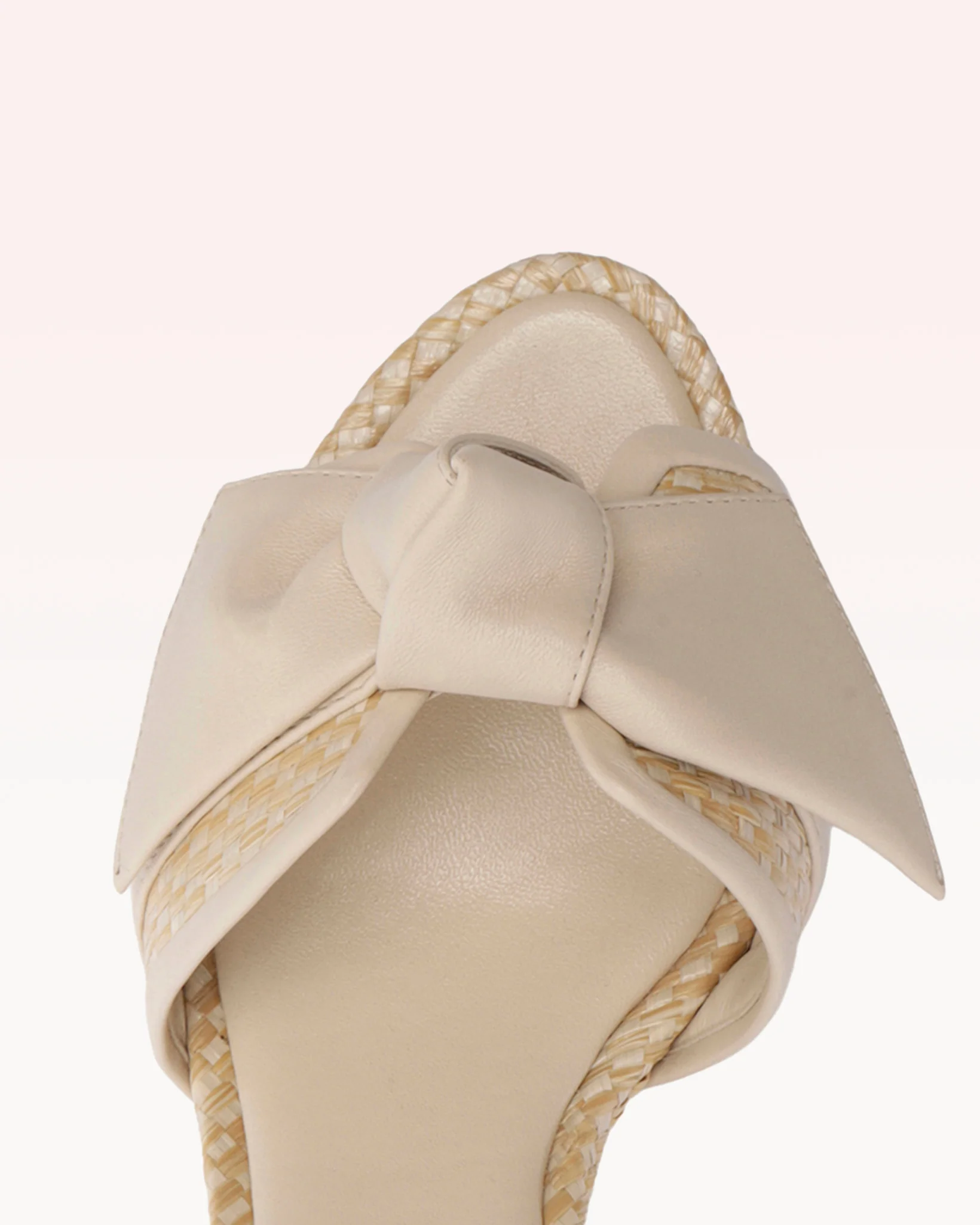 Maxi Clarita Padded Raffia 75 Shell - Image 6