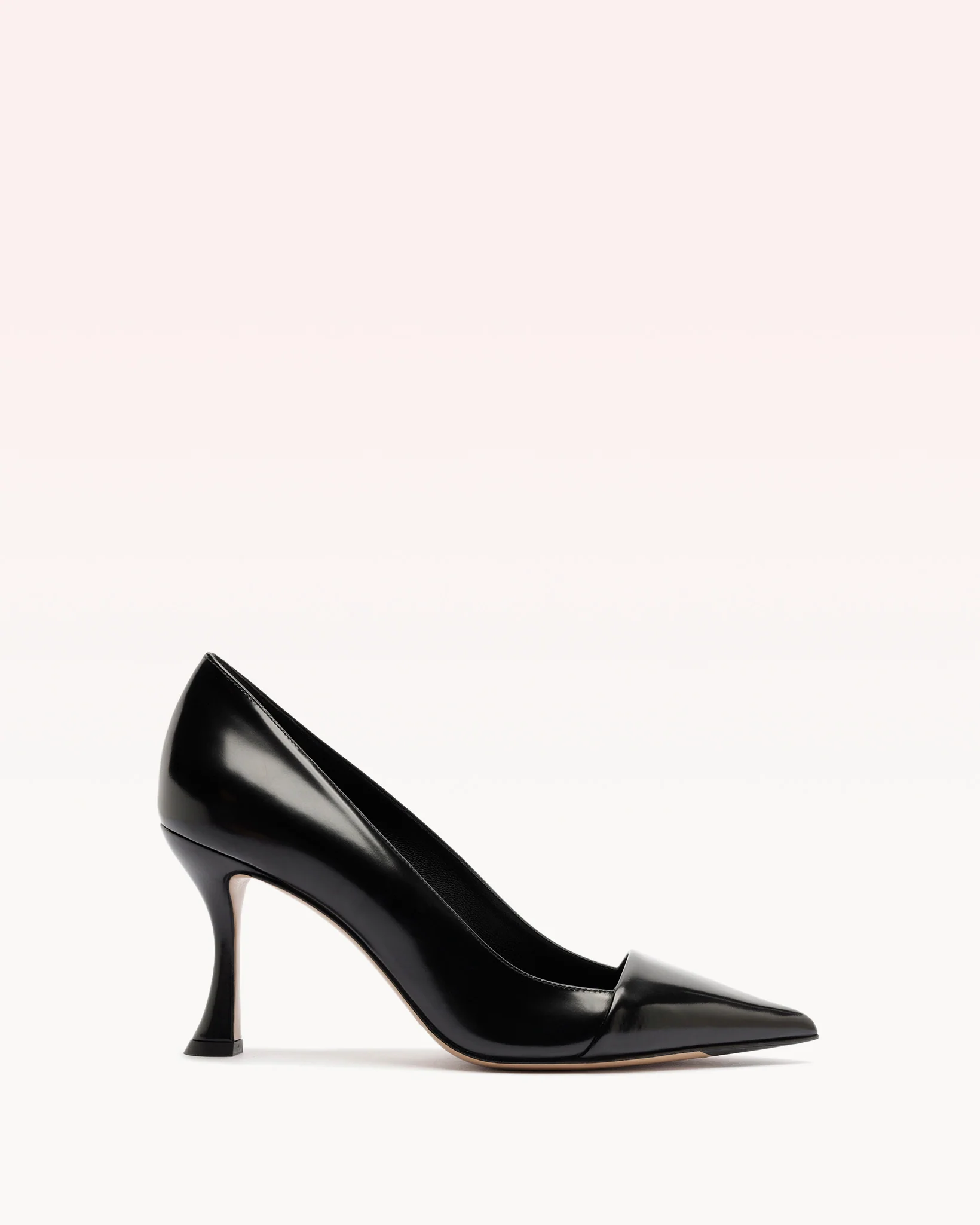 Minerva Pump 85 Black