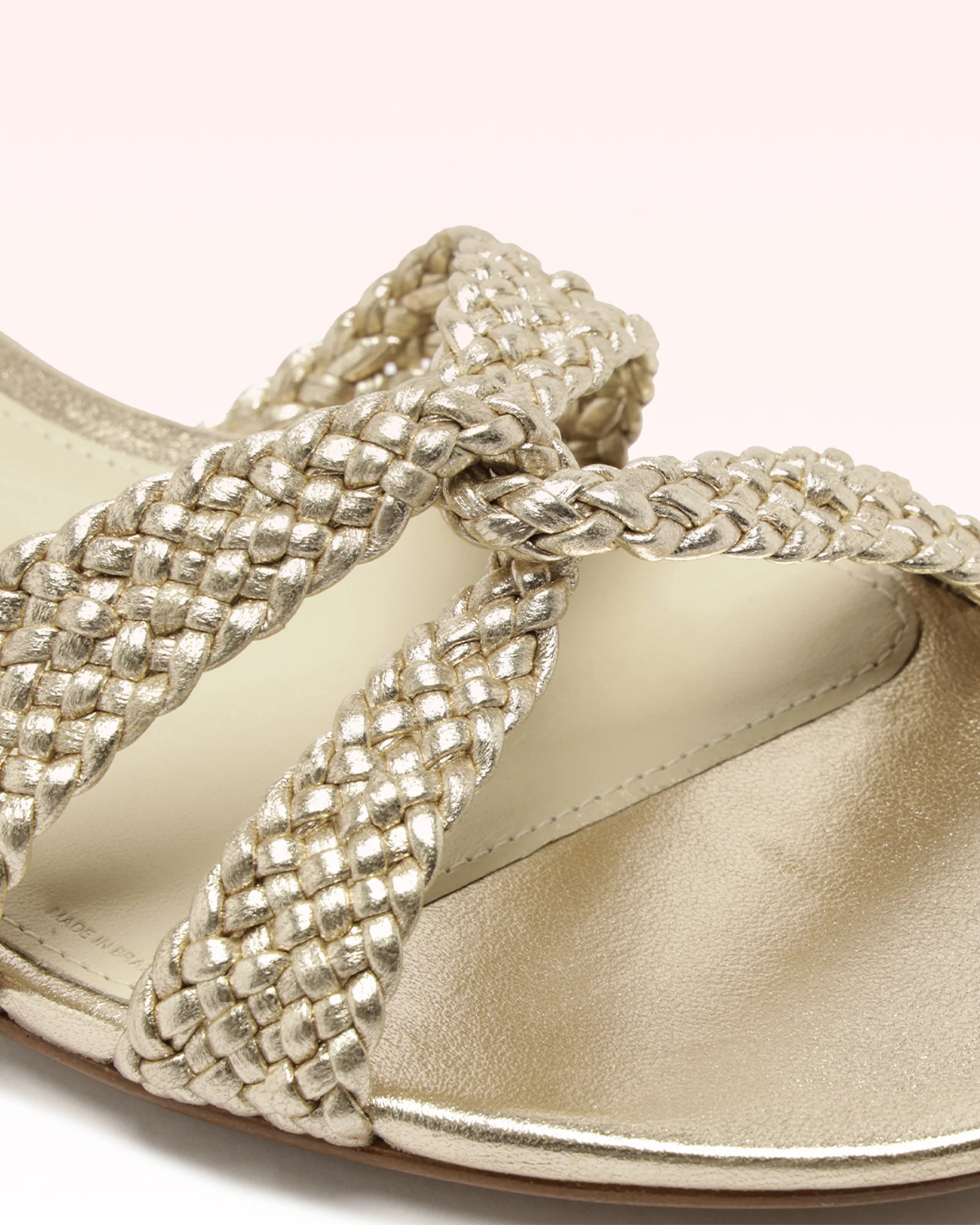 Sabrina Flat Golden - Image 4